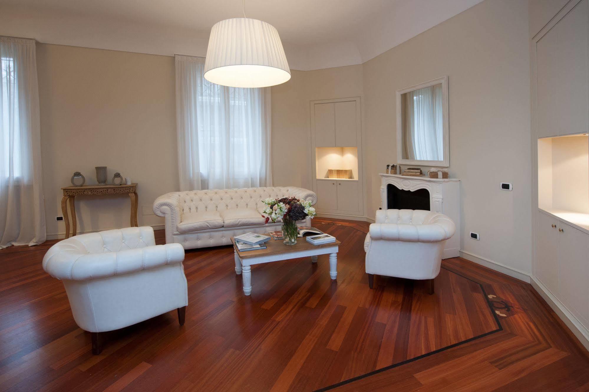 Hotel Thea Monza Esterno foto