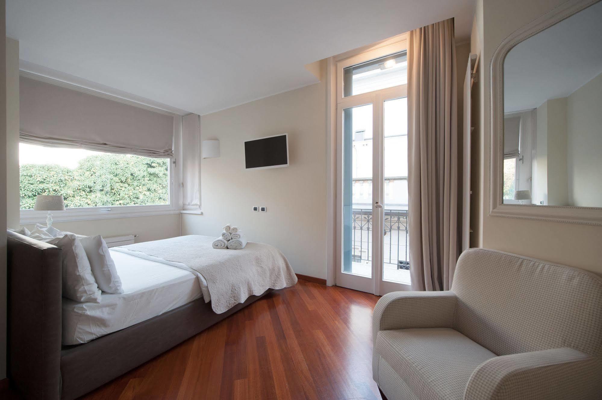 Hotel Thea Monza Esterno foto